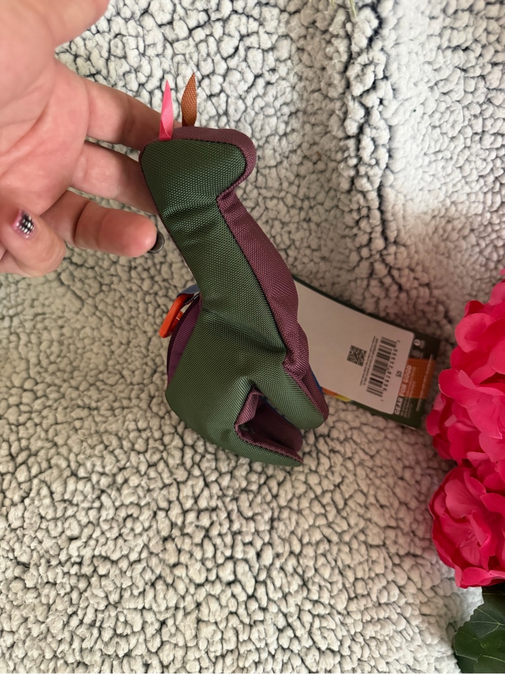 Cotopaxi Bag Charm - Llama - Picture 5 of 5